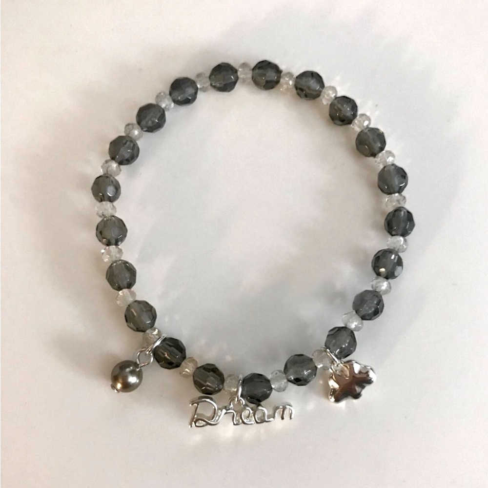 NEW!  Winter Wishes “DREAM” Bracelet with Matching Gift Pouch.